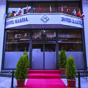 rezervați aici